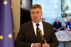 (VIDEO) Zoran Milanović opozorilo ustavnega sodišča, da ne more biti niti mandatar niti premier, označil “kot pripravo na državni udar”