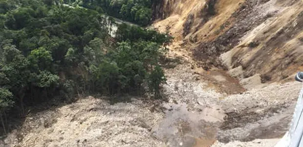 Potres na Papui Novi Gvineji zahteval 30 smrtnih žrtev