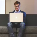 Синдром на компютърно зрение: бичът на XXI век