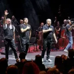 Б.Т.Р. с първи концертен албум