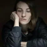 Какво се случва в мозъка, когато ни е скучно, и защо понякога е полезно?