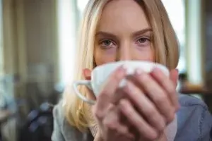 Pijete kavo na prazen želodec? Tole morate nujno prebrati