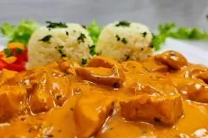 Ideja za kosilo: Preprost recept za piščanca s curry-jem