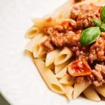 Delate to napako pri bolognese omaki? Italijani vam tega ne bi oprostili