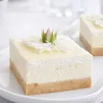 Hitro belo pecivo brez pečice – idealno, ko zmanjka časa za peko