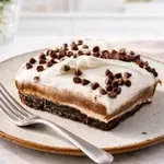 Čokoladna lazanja brez peke, ki vedno uspe