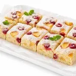 Osvežilno pecivo s sadjem, ki vedno uspe