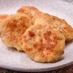 Sočni piščančji polpeti – odlična ideja za hitro kosilo ali prilogo k solati