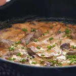 Vsi pravijo, da je ta recept za goveji stroganoff vrhunski