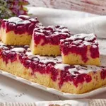 Preprosto domače pecivo z višnjami, ki vedno uspe