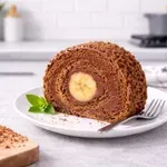 Enostavna čokoladna rolada z banano, ki navduši vsakogar