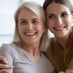 Najboljše tašče naj bi bile rojene v teh treh znamenjih: Snaha ima z njimi menda pravo srečo