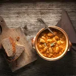 Kako zgostiti pasulj brez moke: triki, ki jih uporabljajo le redki, poznati pa bi jih moral vsak