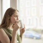 Večina ljudi ne ve, ali kava na prazen želodec dobra izbira: znanost ponuja preprost odgovor