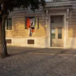 Arhitekt svetuje: "Namesto da 30 let gradite hišo, ki je vaši otroci ne bodo potrebovali, naredite raje ..."