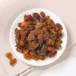 Vsi posežemo po tabletah, rešitev pa je v kuhinji: tako rozine pomagajo pri 3 pogostih težavah (VIDEO)