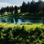 Kam gremo ta vikend na izlet? Tokrat razkrivamo kraj, ki navdušuje s čudovito naravo, pohodniškimi potmi in igrišči za ekipne športe