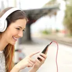 Rast prihoda od glazbenog izdavaštva nadmašit će snimljenu glazbu do 2030.