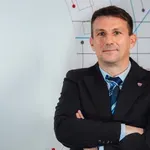 Stotinu godina ICT iskustva i nove perspektive razvoja