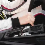 Najhitrejši avto z ročnim menjalnikom je na Nürburgringu premagal tudi svojo "avtomatsko" različico (VIDEO)