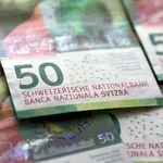 Dolar izgubio status sigurne luke, švajcarski franak preuzima primat