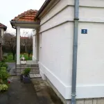 Tročlana obitelj iz Bosne i Hercegovine pronađena mrtva u kući u Čačku