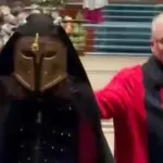 VIDEO | Maskirani muškarac prekinuo polnoćku, intervenirali redari