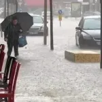 Poplavljene stotine domova, prijete brane, vojska upućena pomoći gradovima