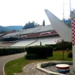 Spomenička prašina: Crnilo Bijelog brijega