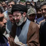 Mojtaba Khamenei, sin ajatolaha Khameneija novi vođa Irana?