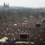Deseci tisuća Čeha na ulicama protiv vlade: "Ne želimo završiti kao Mađarska"