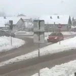 Diljem Bosne: Naselja bez struje, upozorenja i problemi u prometu