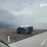 Vjetar prevrnuo kamion kod Livna, u Trebinju bura nosi sve pred sobom