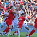 Vrelo ljeto dvadeset šesto