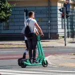 Pješakinja teško ozlijeđena: 19-godišnjak je udario romobilom