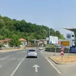 Jedna osoba poginula, a četiri ozlijeđene u prometnoj nesreći kod Tuzle