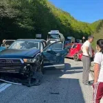 Teška nesreća na Bradini, obustavljen promet na M-17