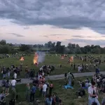 Trnjanski kresovi u Zagrebu: Thompsonove pjesme, molitva i povici "Smrt fašizmu"