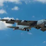 U padu američkog bombardera B-52 poginulo osam osoba