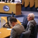 Opet cirkus u Domu naroda: Sjedili a pravili se da ih nema