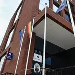 Pronašli granatu u vrtu pa je u kanti odnijeli u policijsku postaju