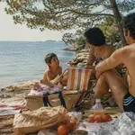 Nekad se na more išlo s paštetom i kruhom: Kako su izgledala ljetovanja 80-ih godina?
