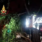 FOTO / VIDEO | Snažno nevrijeme pogodilo Italiju: Odroni, poplave i tisuće udara munje