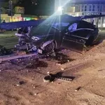 Noćna nesreća u Mostaru: BMW izletio s ceste i udario u semafor