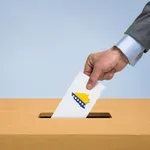 Dijele se pomoći i traktori, političari već u punoj kampanji