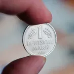 *ebo sad hiljadu maraka