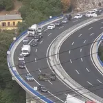Indijac krijumčario migrante pa bježao policiji: Potjera kod Rijeke završila prevrtanjem vozila