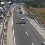 Četvero ozlijeđenih u nesreći na A1: Automobil naletio na radnike, vozači zbog gužve krenuli u suprotnom smjeru