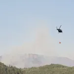 Helikopteri OS BiH gase požare kod Nevesinja i Mrkonjić Grada