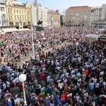 Prosvjed u Zagrebu okupio desetke tisuća ljudi: "Hrvatska ovo nije vidjela 30 godina"